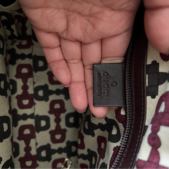 Gucci Guccissima Punch Tote Burgundy Calf Leather Bag - Picture 14 of 15